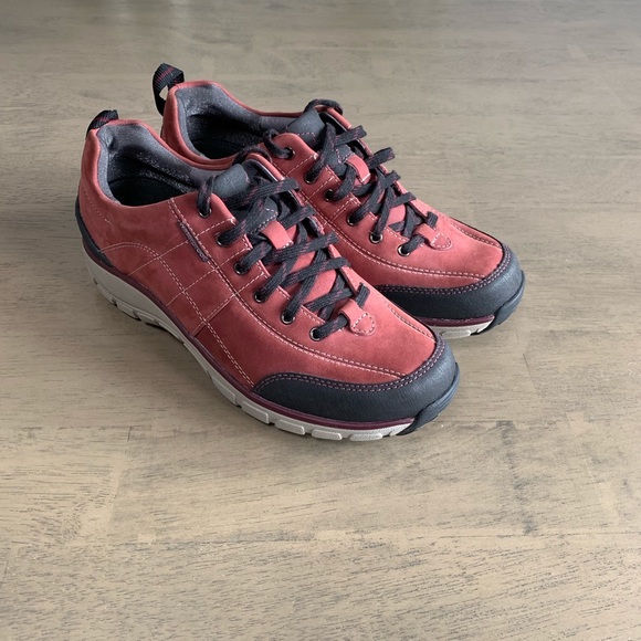 clarks outdoor wavewalk shoes